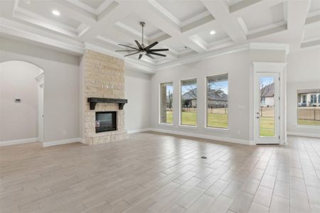 New construction Single-Family house 3719 Tremont Ln, Granbury, TX 76049 null- photo 4 4