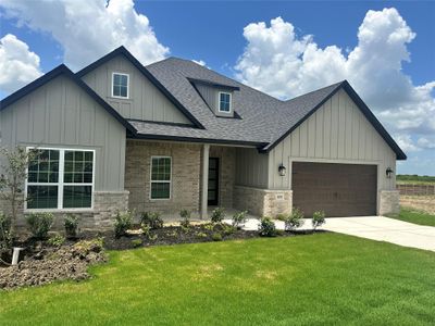 New construction Single-Family house 309 E Luna Blue Ln, Jarrell, TX 76537 - image