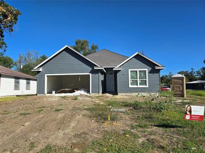 New construction Single-Family house 5251 Dewberry Street, Houston, TX 77021 - photo 0