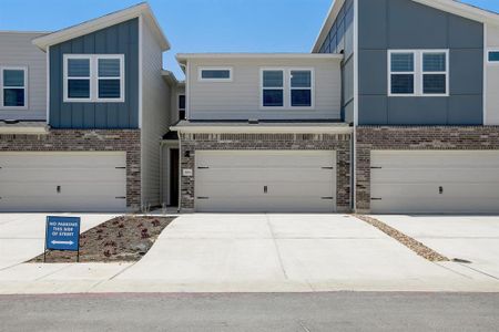 New construction Townhouse house 1850 Settlers Glen Dr, Unit 1702, Round Rock, TX 78665 The Bonnell (161)- photo 0 0