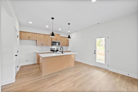 New construction Single-Family house 1080 Fox Dr, Clarksville, TN 37080 plan Maui - image 6