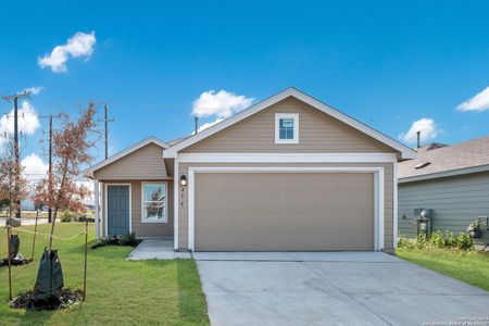 New construction Single-Family house 1601 Knoll Ridge, New Braunfels, TX 78130 Drexel- photo 0