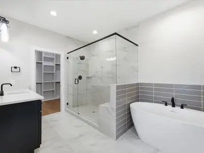 New construction Single-Family house 7208 Shadyvilla Ln, Houston, TX 77055 - image 13