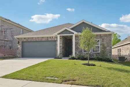 New construction Single-Family house 454 Suffolk Dr, Ferris, TX 75125 plan Geneva - image