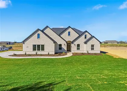 New construction Single-Family house 650 Sanger Dr, Springtown, TX 76082 plan The Lily - image