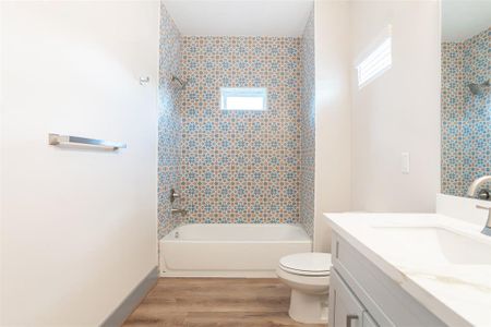 New construction Single-Family house 9909 Dipping Woods St, Houston, TX 77076 - image 16