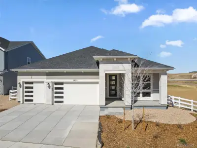 New construction Single-Family house 1933 S Eaton Park Wy, Aurora, CO 80016 - image