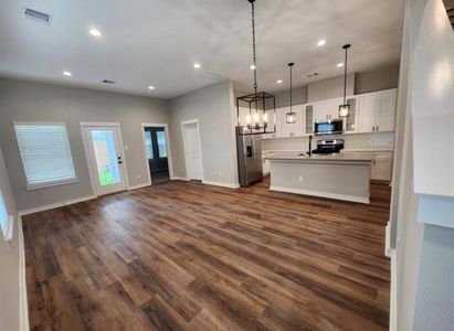 New construction Single-Family house 11321 Stonework Grove Ln, Houston, TX 77076 - image 15