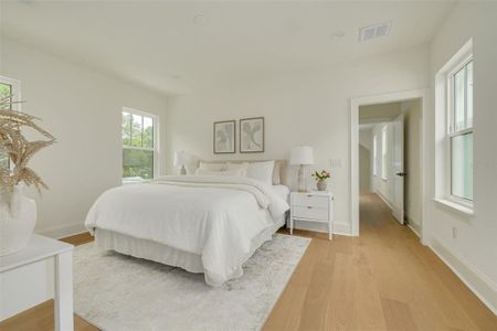 New construction Single-Family house 4027 Haines Rd N, St. Petersburg, FL 33703 - image 19