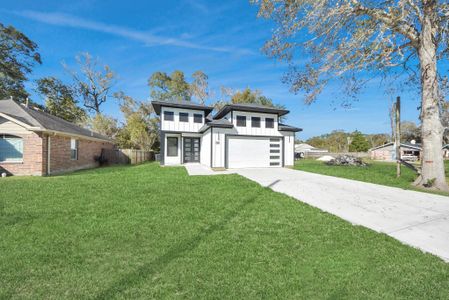 New construction Single-Family house 316 E Oakdale St, Dayton, TX 77535 - image