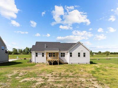 New construction Single-Family house 40 Diamond Creek Drive, Zebulon, NC 27597 - photo 28 28