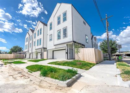 New construction Single-Family house 1511 Euel St, Houston, TX 77009 - image