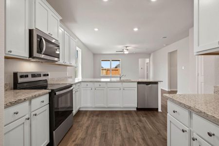 New construction Single-Family house 1623 Branley Trl, Rosenberg, TX 77471 - image 7