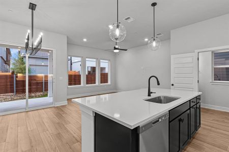 Kitchen Island - Dining - Family Room