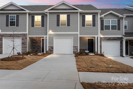 New construction Townhouse house 4116 Lurelin Ln, Charlotte, NC 28262 null- photo 0