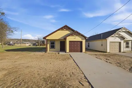 New construction Single-Family house 508 Sw 15Th St, Mineral Wells, TX 76067 - image