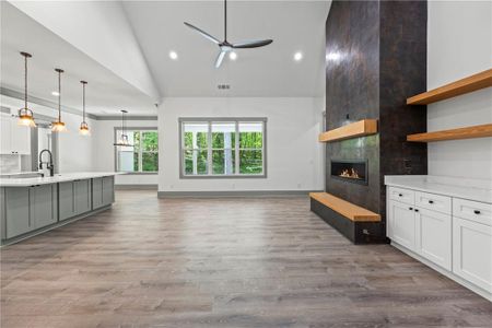 New construction Single-Family house 632 Hunters Cove Ln, Loganville, GA 30052 null- photo 8 8