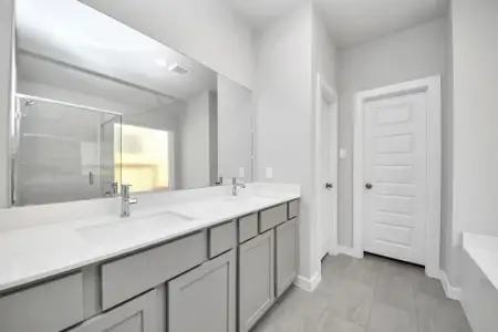 New construction Single-Family house 24526 Bradbury Woods Dr, Spring, TX 77373 plan 210 - image 4