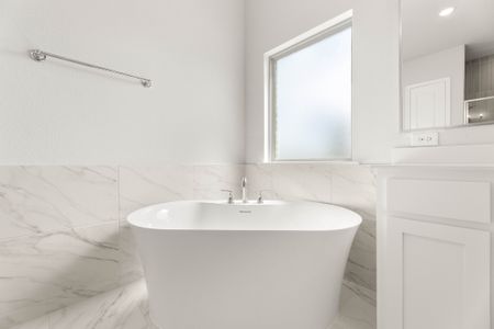 New construction Single-Family house 134 Evanston Ct, New Fairview, TX 76078 plan Henderson - image 8