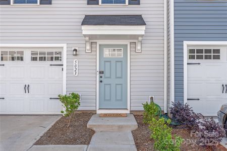 New construction Townhouse house 5023 Daybell St, Charlotte, NC 28214 null- photo 0