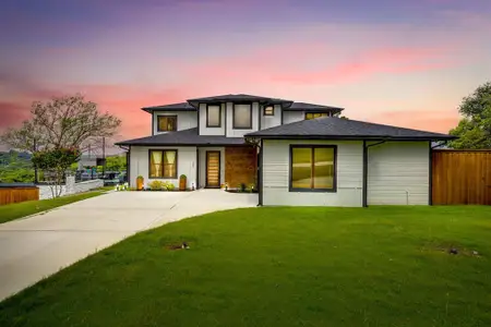 New construction Single-Family house 301 Paint Pony Trl N, Fort Worth, TX 76108 - image