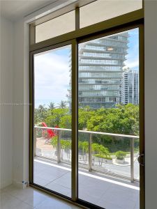 New construction Condo house 2655 S Bayshore Dr, Unit 405, Miami, FL 33133 - image 16