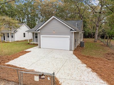 New construction Single-Family house 164 Aleene Drive Dr, Summerville, SC 29485 null- photo 2 2