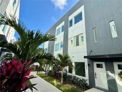 New construction Townhouse house 867 6Th Ave S, St. Petersburg, FL 33701 - image