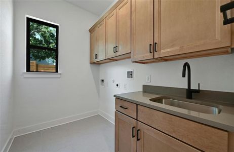 New construction Condo house 2707 Dulce Ln, Unit 11, Austin, TX 78704 null- photo 13 13