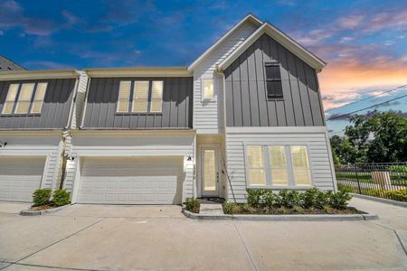 New construction Single-Family house 5935 Beall St, Unit C, Houston, TX 77091 - image