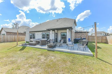 New construction Single-Family house 6138 Hazel Lake Dr, Conroe, TX 77303 - image 19