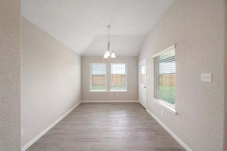 New construction Single-Family house 5320 Latigo Ct, Alvin, TX 77511 plan Avery 2137 C - image 8