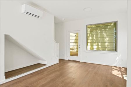 New construction Townhouse house 1070 Dill Avenue SW, Atlanta, GA 30310 - image 8