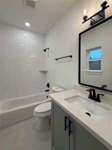 New construction Single-Family house 923 Fisher St, Unit A, Houston, TX 77018 - image 11