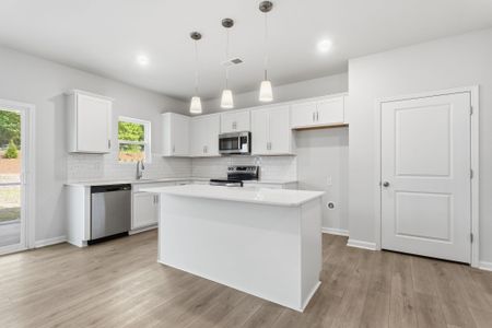 New construction Single-Family house 1694 Piper Creek Ave, Newton, NC 28658 plan Meriwether - image 16