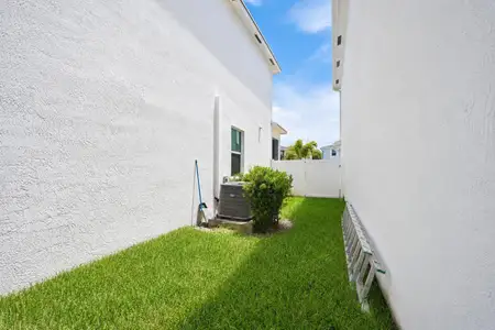 New construction Single-Family house 6305 Tenor Dr, West Palm Beach, FL 33413 - image 4