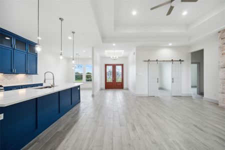 New construction Single-Family house 619 Longhorn Trl, Angleton, TX 77515 - image