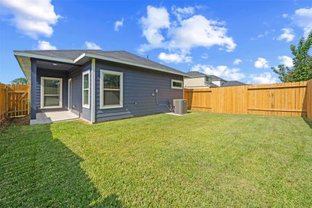 New construction Single-Family house 304 Emerald Ticket Ln, Huffman, TX 77336 null- photo 1 1