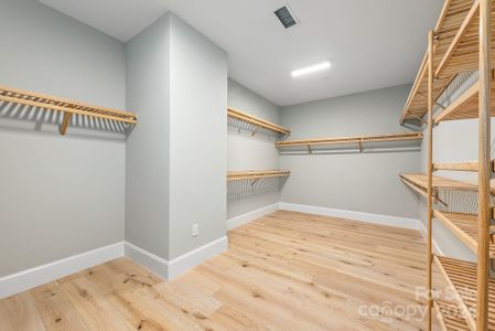 New construction Condo/Apt house 130 Cherokee Road, Unit 102, Charlotte, NC 28207 - photo 34 34