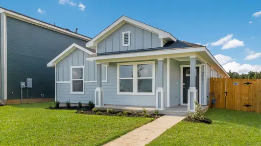 New construction Single-Family house 216 Puerto Plata Ave, Bastrop, TX 78602 plan The Fenwick - image