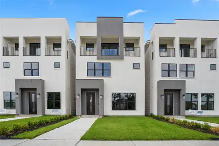 New construction Single-Family house 15000 S Richmond St, Unit 3, Houston, TX 77082 - image