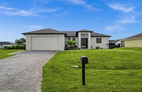 New construction Single-Family house 409 Nw 25Th Pl, Cape Coral, FL 33993 - image