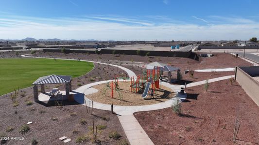 New construction Single-Family house 17586 W Victory St, Goodyear, AZ 85338 Trillium Plan 4585- photo 24 24