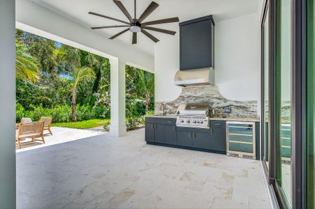 New construction Single-Family house 736 Norfolk Pine Ln, Vero Beach, FL 32963 - image