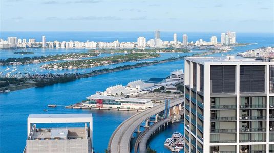New construction Condo house 159 Ne 6Th St, Unit 5106, Miami, FL 33132 - image