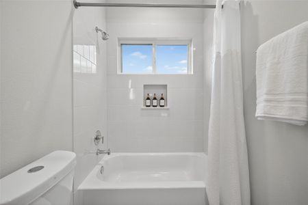 New construction Single-Family house 833 Dorchester St St, Unit E, Houston, TX 77022 - image 15