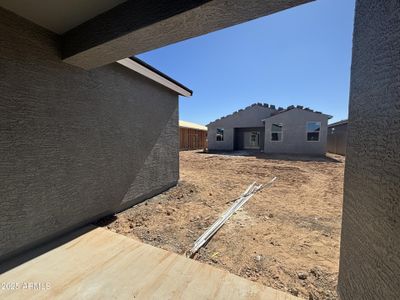 New construction Single-Family house 47747 W Moeller Rd, Maricopa, AZ 85139 Iris- photo 20 20