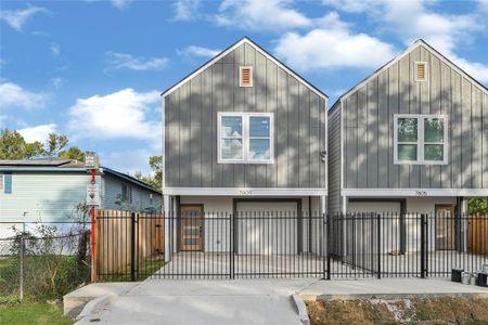 New construction Single-Family house 7809 Dyer St, Houston, TX 77088 - image