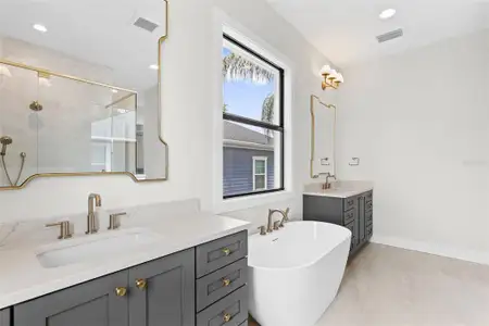 New construction Single-Family house 4302 W Obispo St, Tampa, FL 33629 - image 8