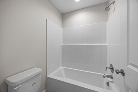 New construction Single-Family house 312 Oleander Dr, Greenville, NC 27858 plan Camden - image 12